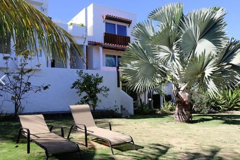 Photo of Outdoor in Arawak Hill