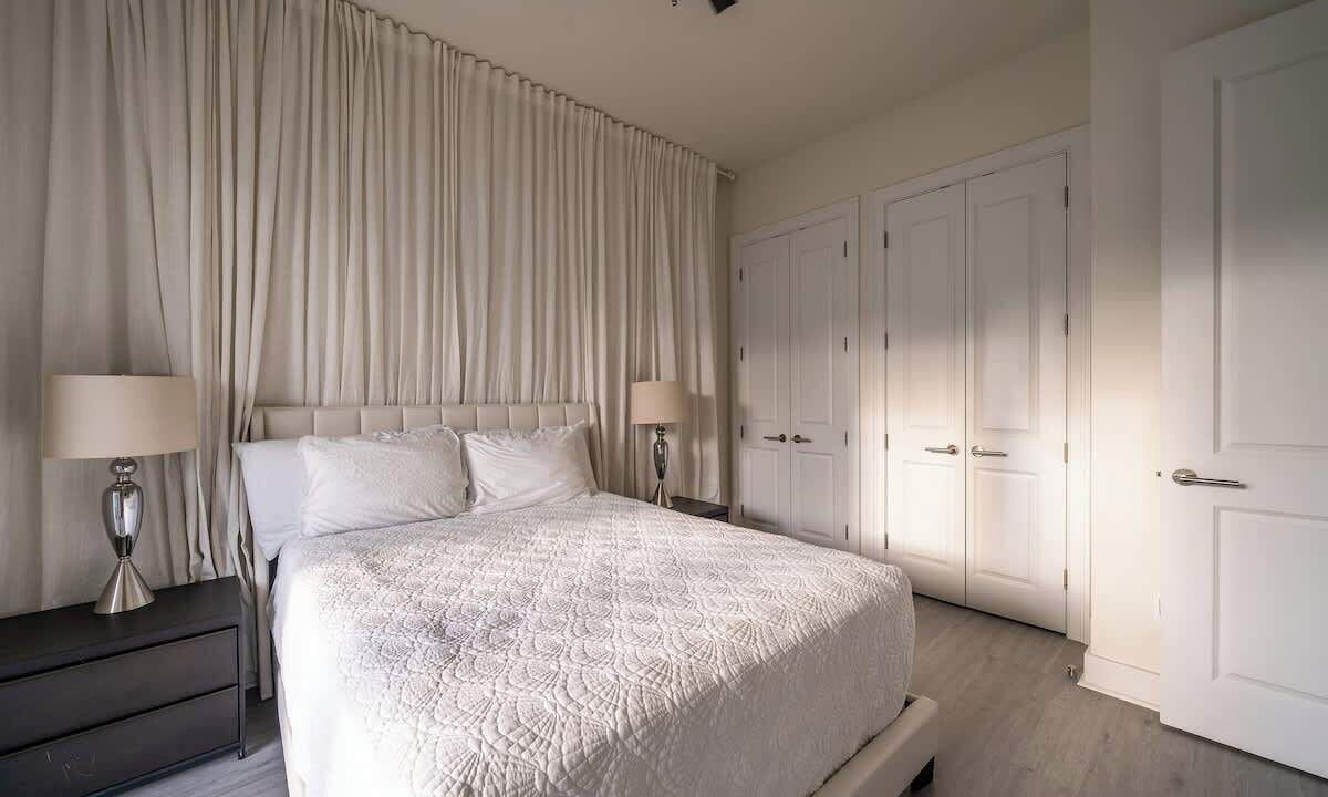 Photo of Bedroom in Bailey Town