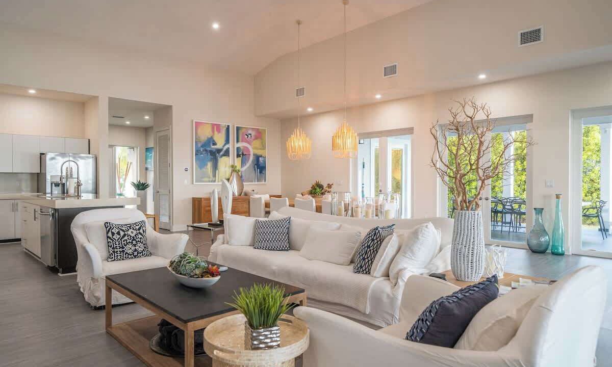 Photo of Livingroom in Bailey Town