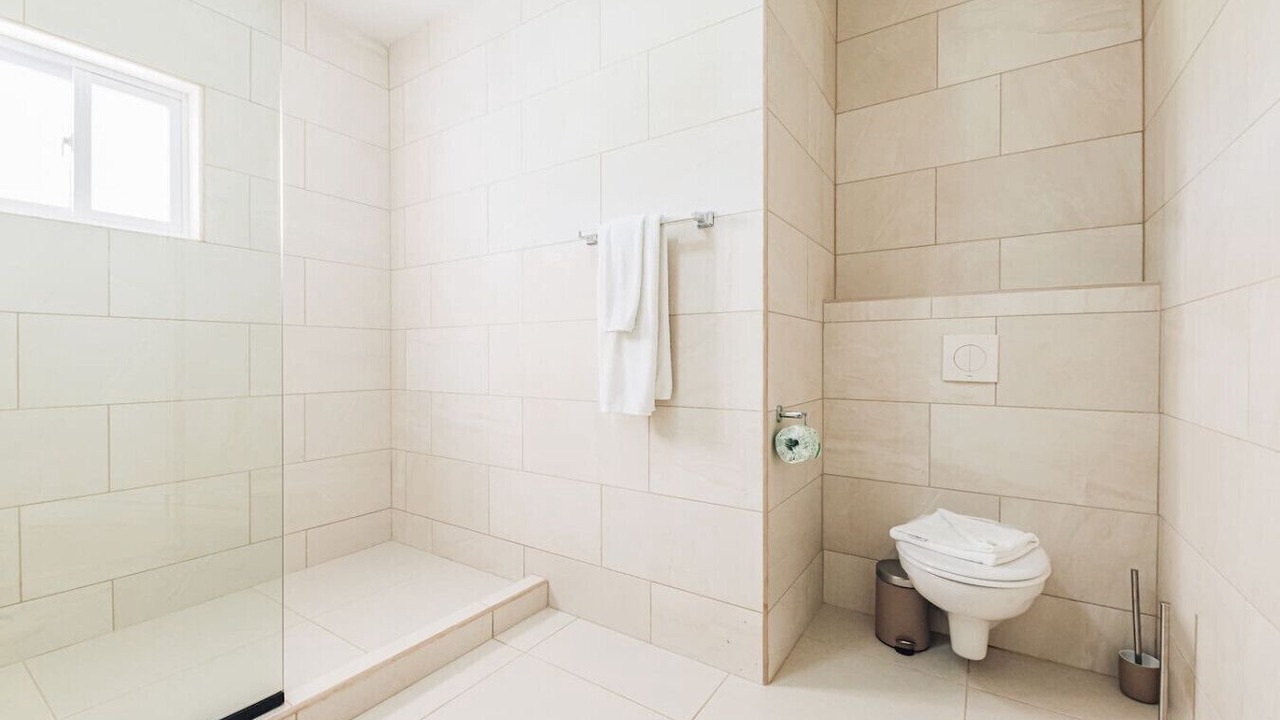Photo of Bathroom in Jaburibari