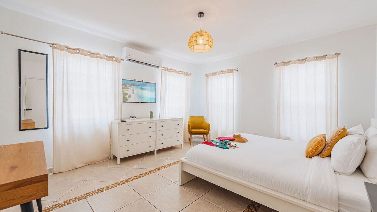 Photo of Bedroom in Jaburibari