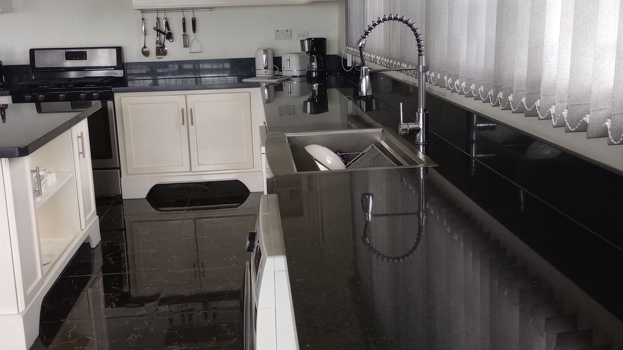 Photo of Kitchen in Runaway Bay