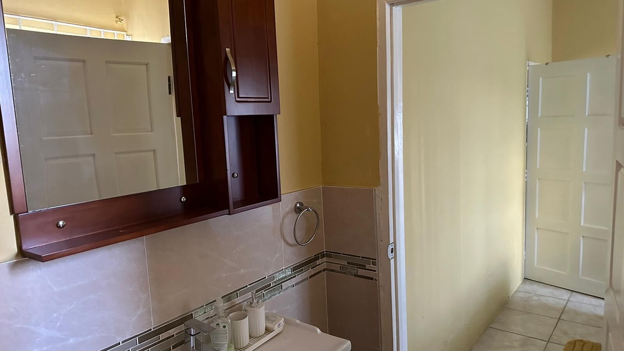 Photo of Bathroom in Black River