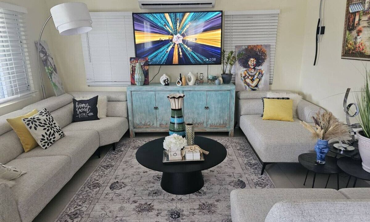 Photo of Livingroom in St. Ann's Bay
