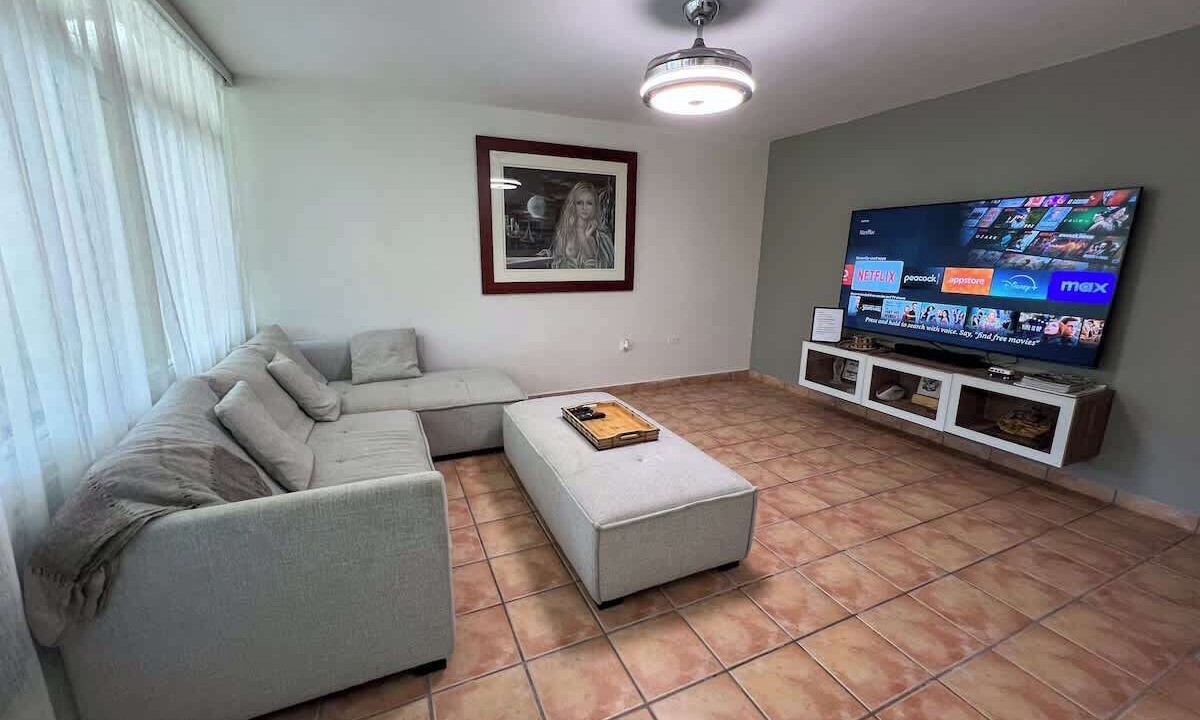 Photo of Livingroom in Dorado del Mar