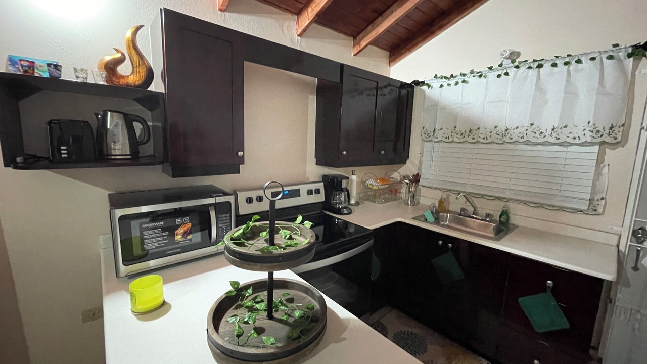 Photo of Kitchen in Old Harbour