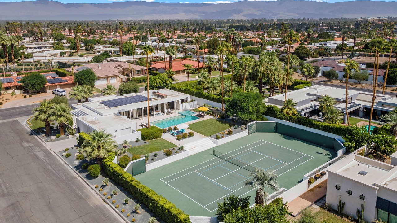 Photo of Others in Indian Wells