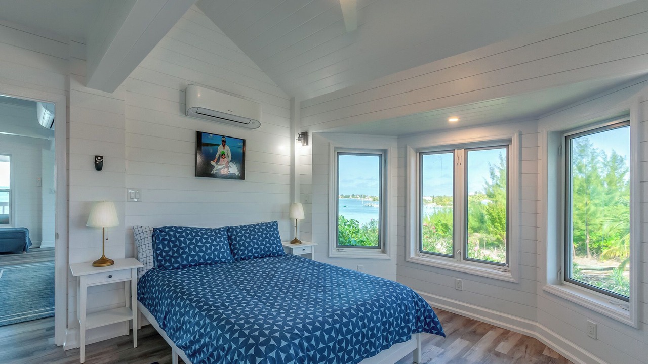 Photo of Bedroom in Hope Town