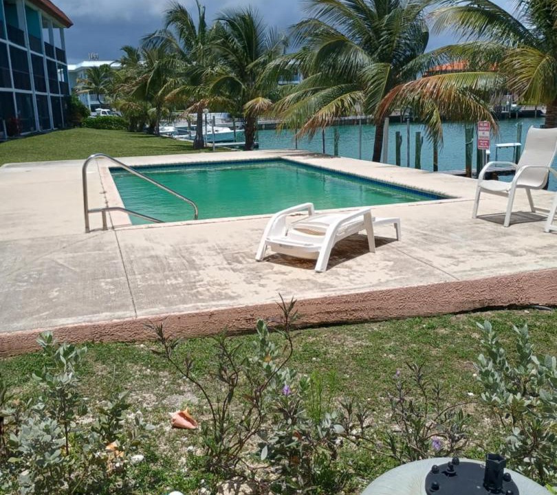 Photo of Others in Bahamia West