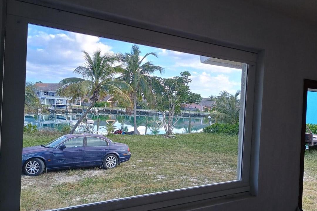 Photo of Others in Bahamia West