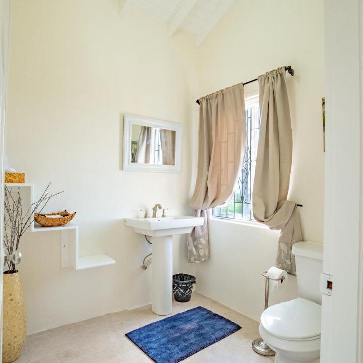 Photo of Bathroom in Choiseul