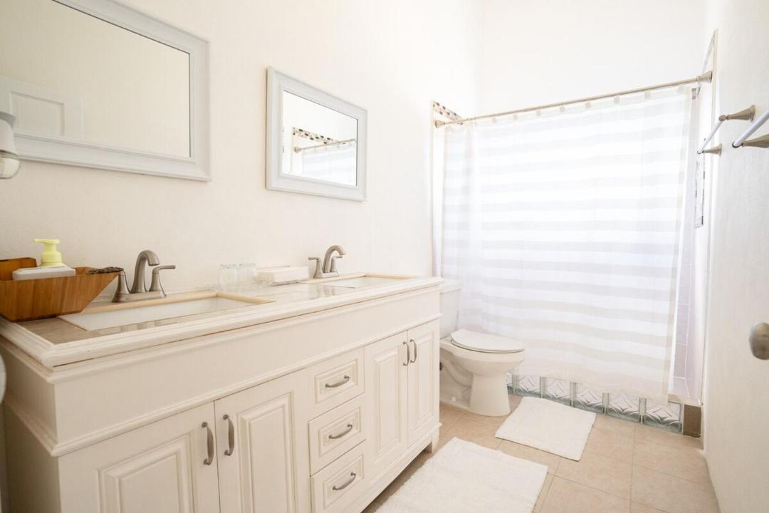 Photo of Bathroom in Choiseul