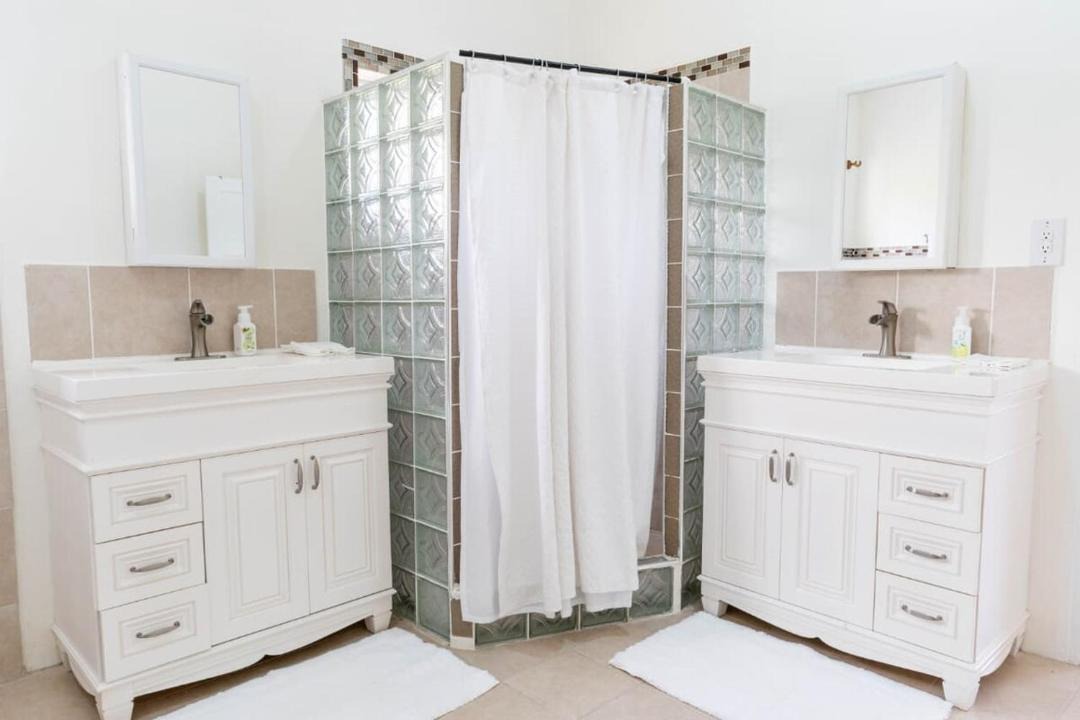 Photo of Bathroom in Choiseul