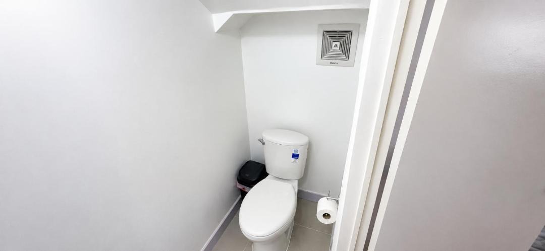 Photo of Bathroom in St.Bran's Burg