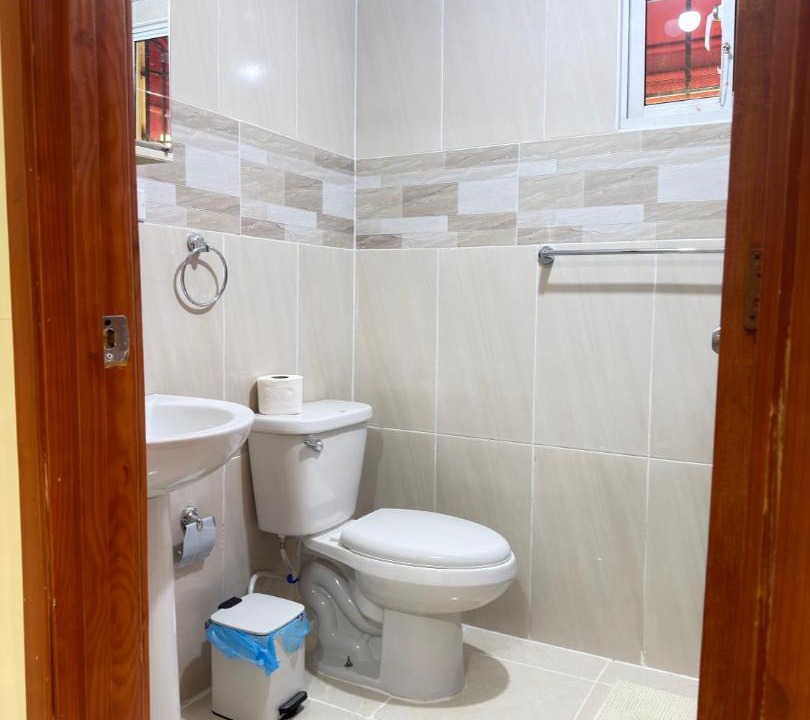 Photo of Bathroom in Pedro Brand