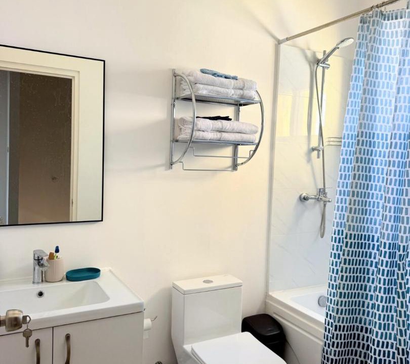 Photo of Bathroom in St.Bran's Burg