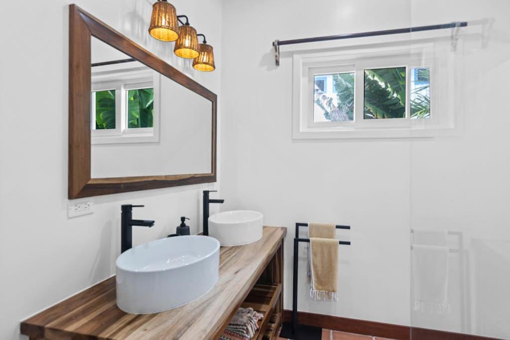 Photo of Bathroom in Caribbean Way