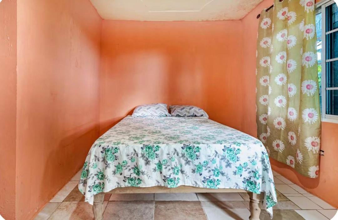 Photo of Bedroom in Flankers