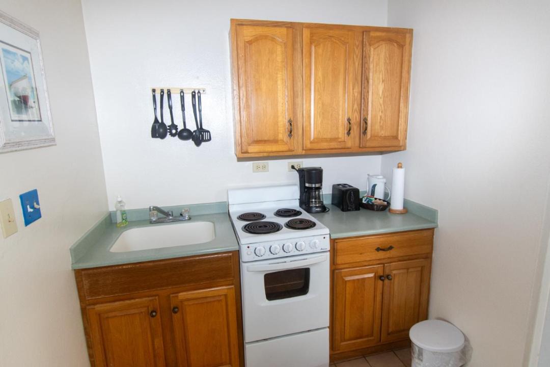Photo of Kitchen in Falmouth Harbour
