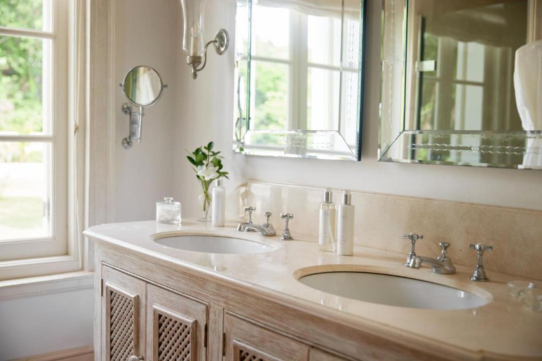Photo of Bathroom in Mustique Island