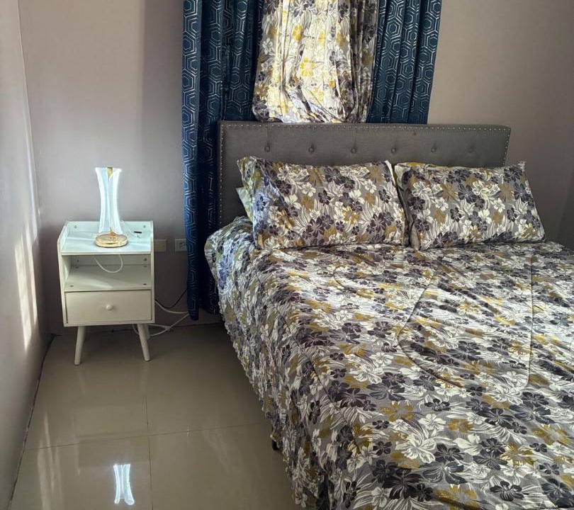 Photo of Bedroom in Spanish Town