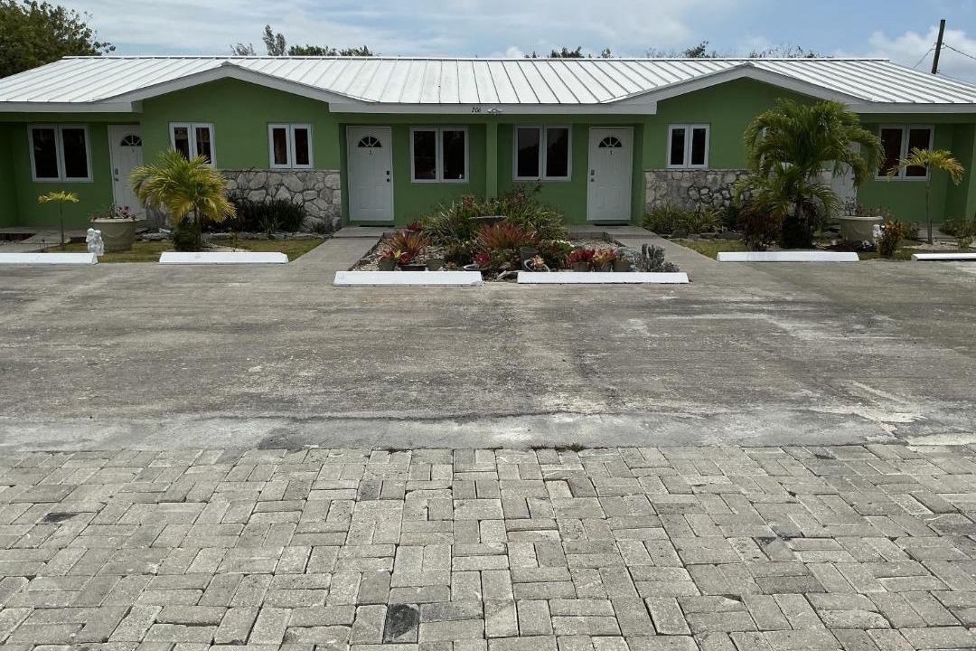 Photo of Others in Bahamas Terrace