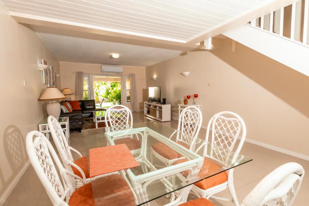 Photo of Others in Bois d'Orange