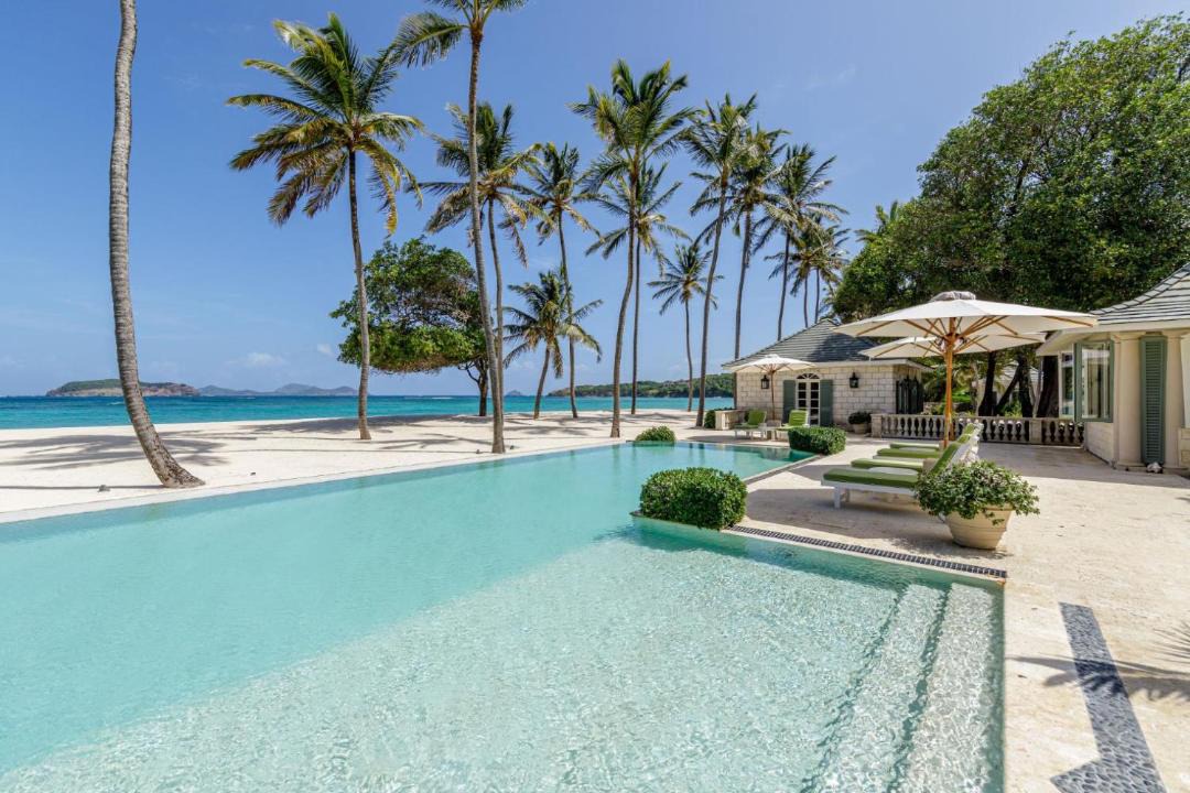 Photo of Others in Mustique Island