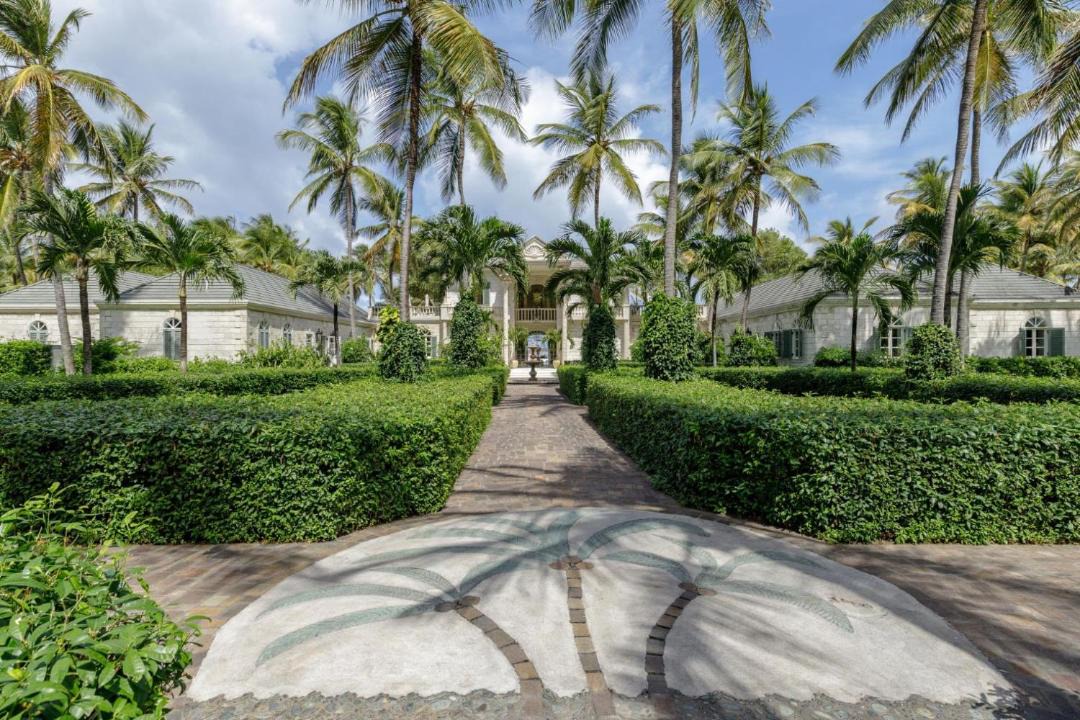 Photo of Others in Mustique Island