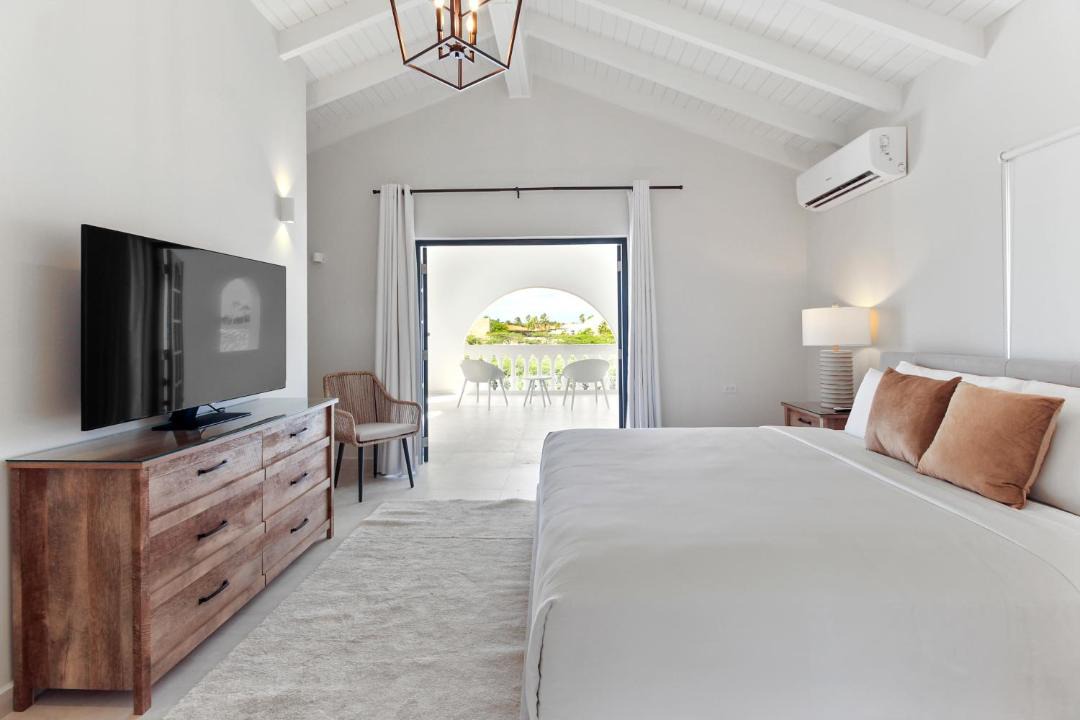Photo of Bedroom in Opal