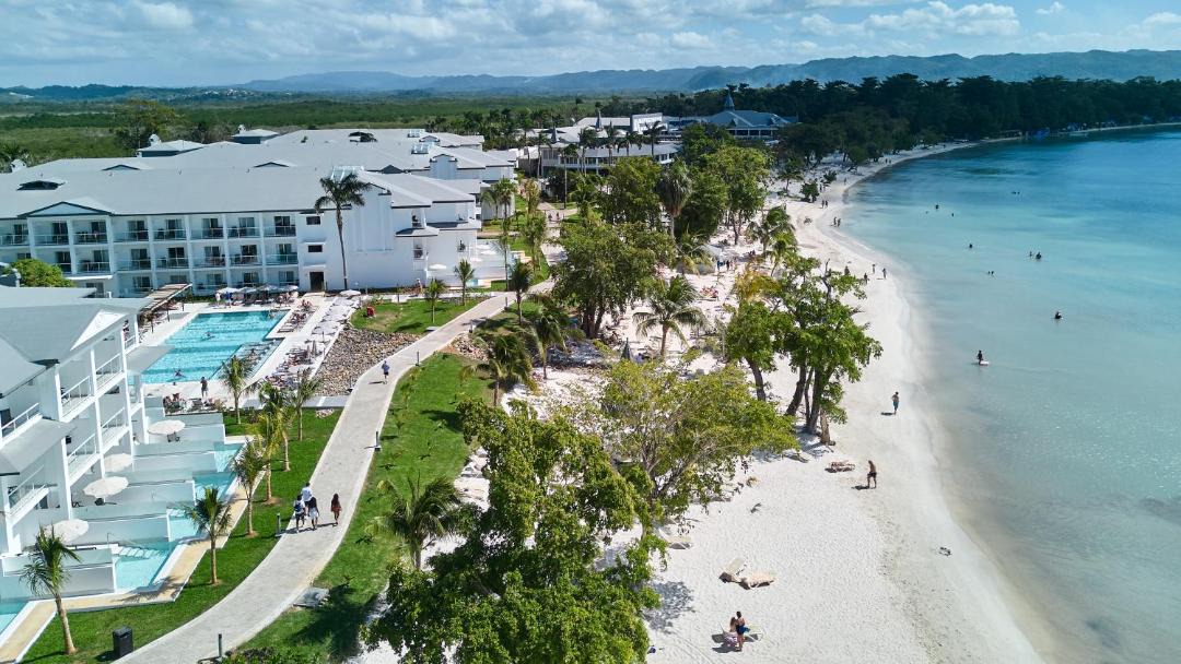 Photo of Others in Orange Bay