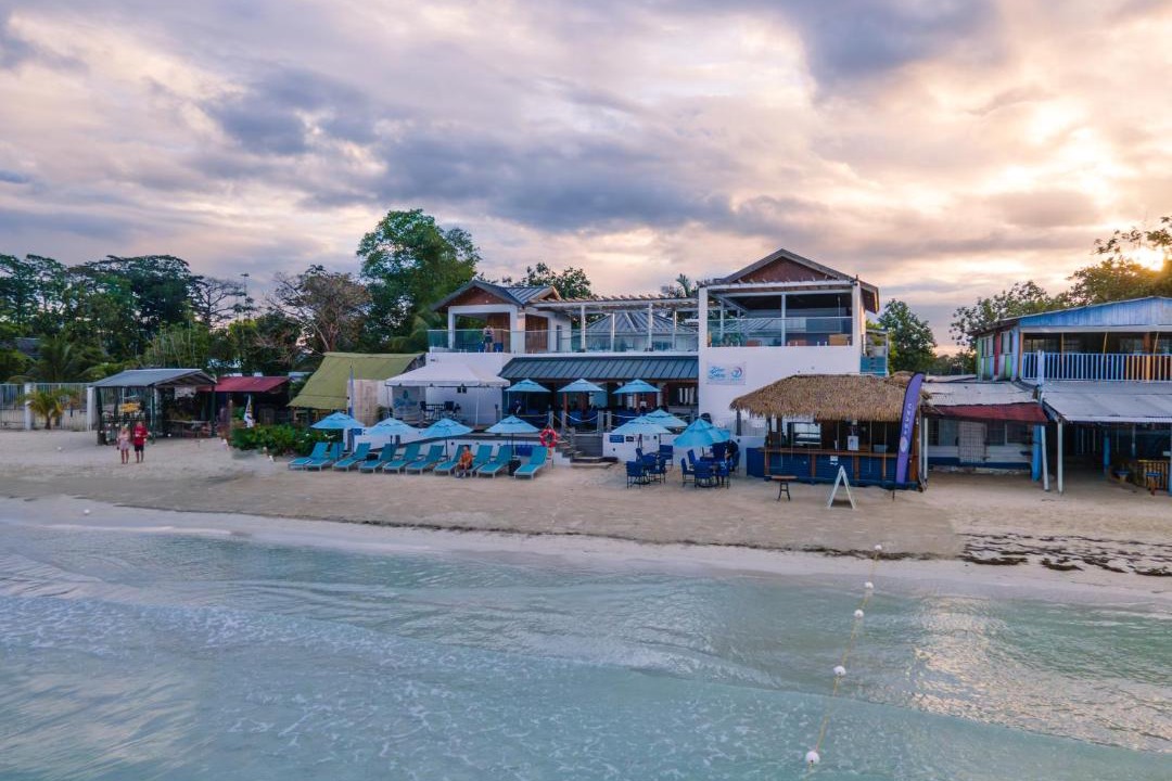 Photo of Others in Negril