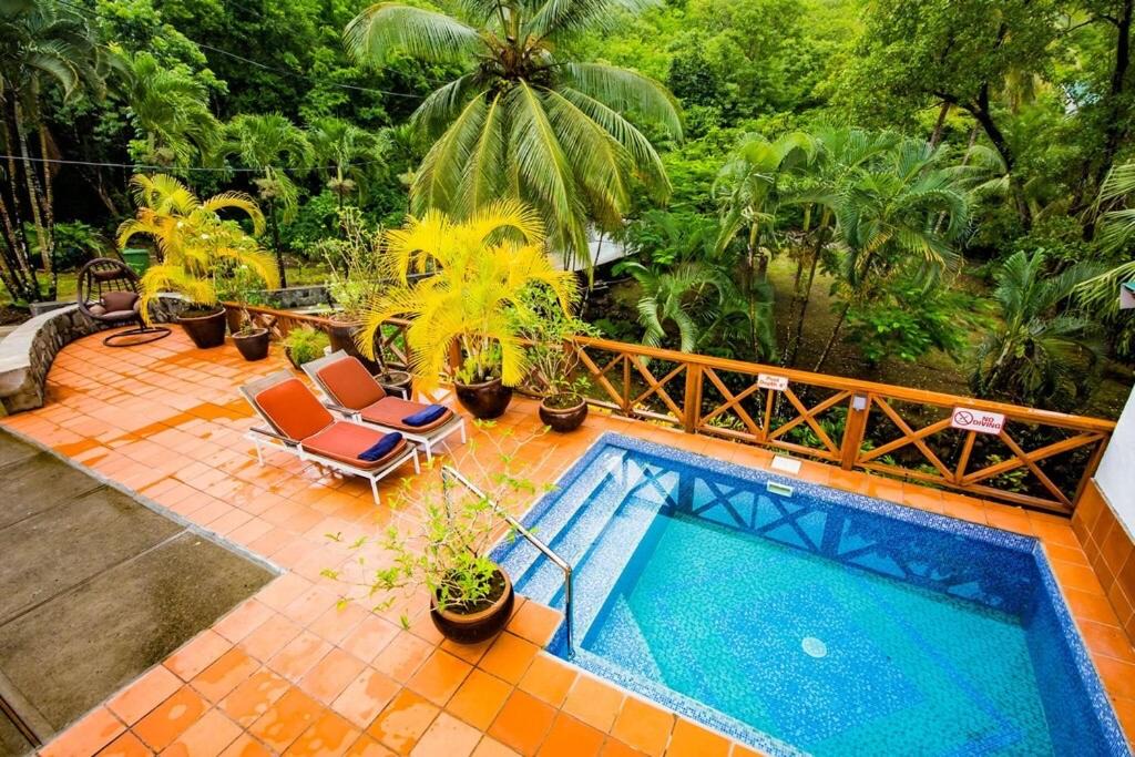 Photo of Patio Balcony in Marigot Bay