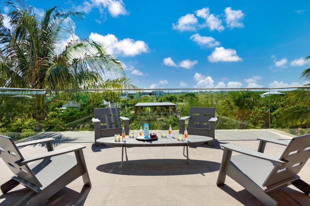 Photo of Patio Balcony in Long Bay