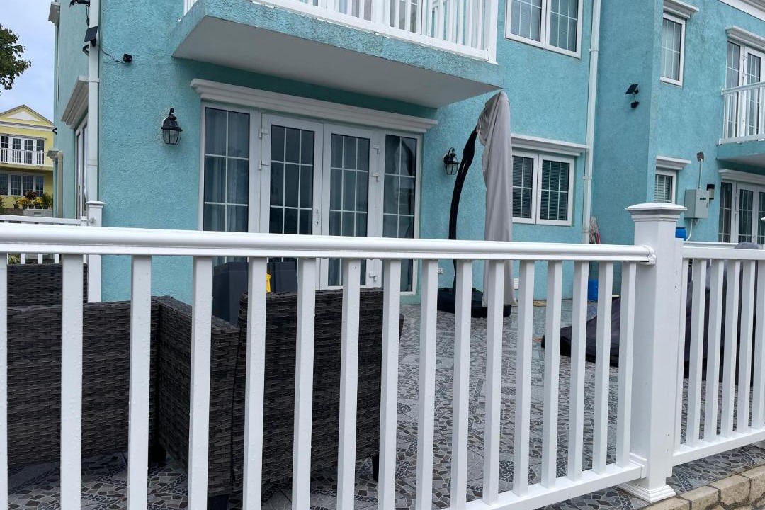 Photo of Others in Orange Bay