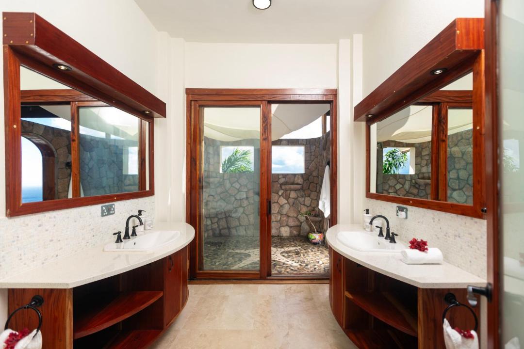 Photo of Bathroom in Choiseul
