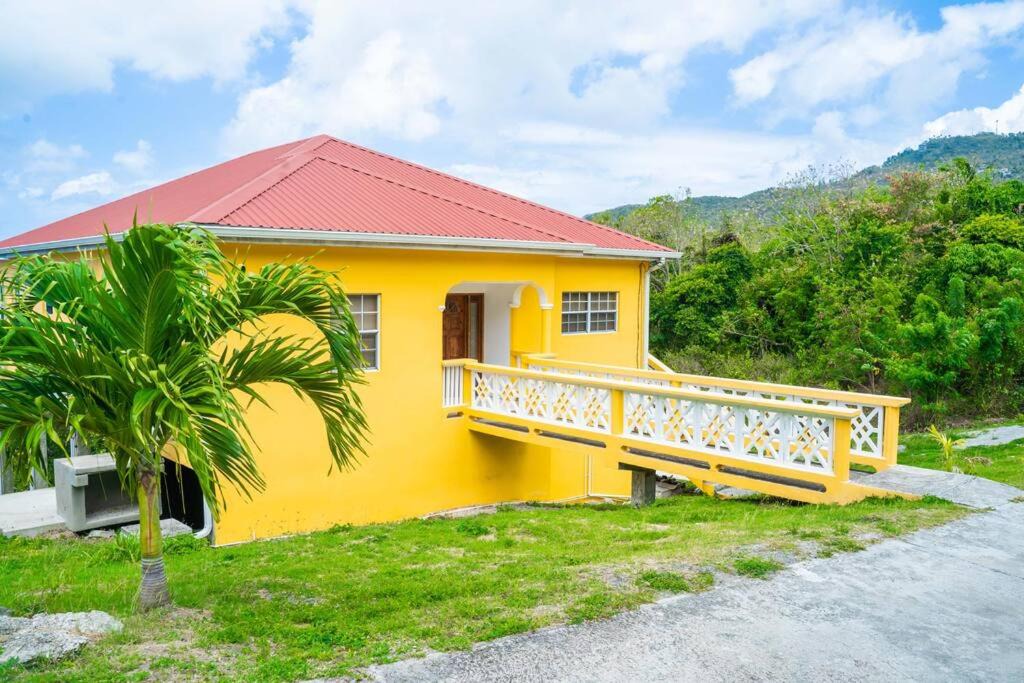 Photo of Buildings in Laborie