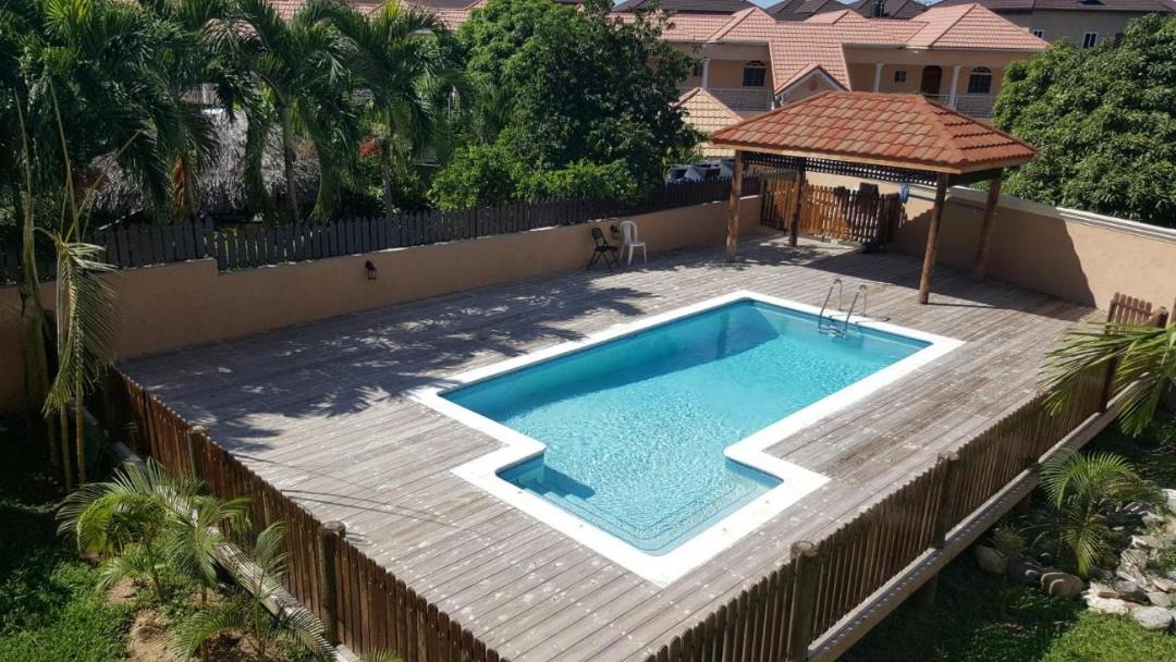 Photo of Outdoor in Portmore