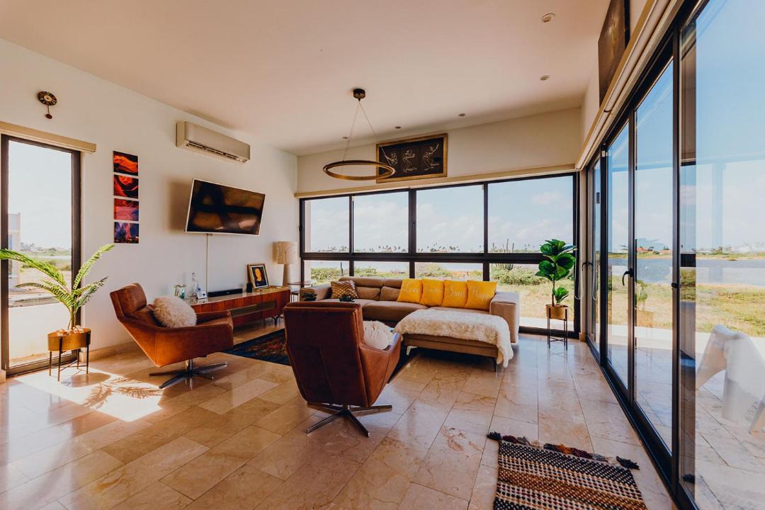Photo of Livingroom in Esmeralda