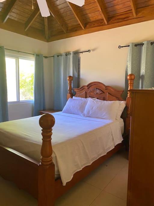 Photo of Bedroom in St. Ann's Bay