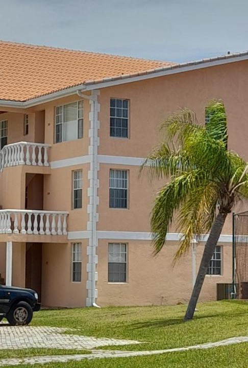 Photo of Buildings in Bahamia West