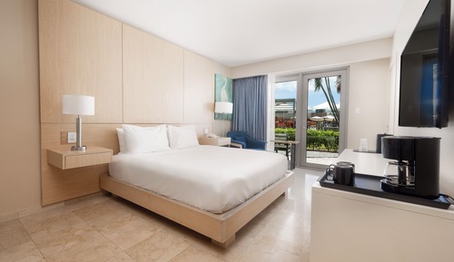 Room, 1 King Bed, Bathtub, Garden View (Shower)