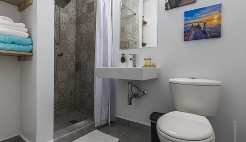 Deluxe Studio Suite, 2 Double Beds, Balcony