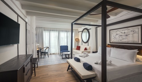 Privilege Junior Suite Swim Up