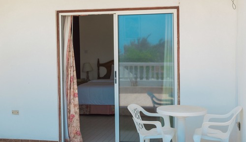 Ensuite