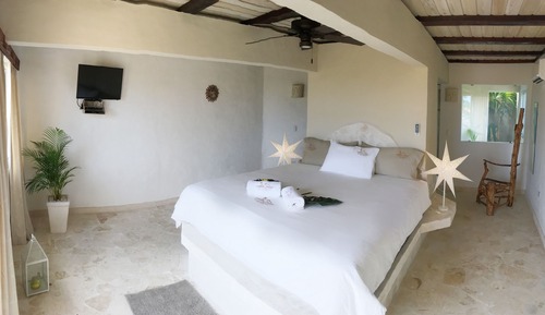 Superior Double Room, 1 King Bed, Non Smoking, Ocean View