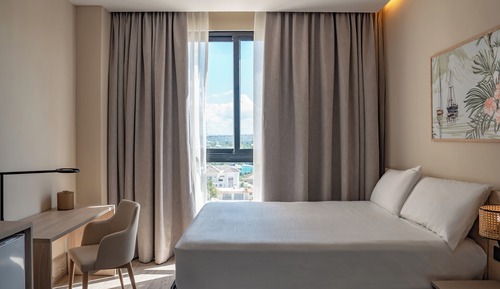 Standard Room, 2 Double Beds, Mountain View