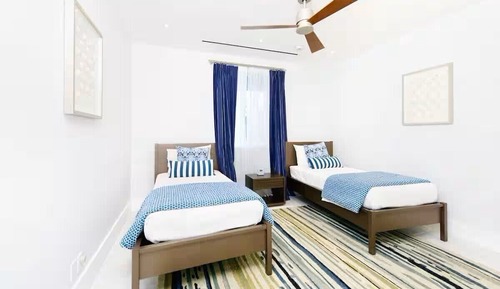 Luxury Apartment, 2 Bedrooms, Patio, Oceanfront
