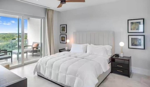 Superior Apartment, Patio, City View