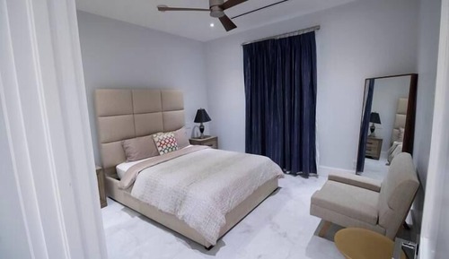 Luxury Apartment, 2 Bedrooms, Kitchen, Partial Ocean View